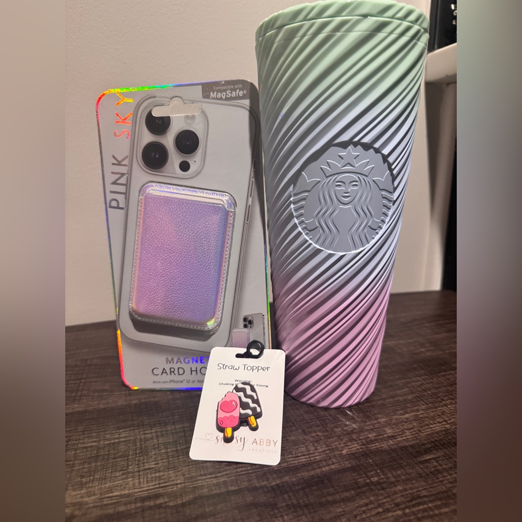 Brand New 24 Oz Starbucks Cup W Accessories